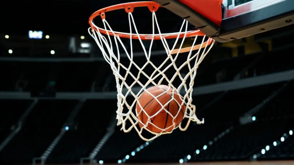 Баскетбольная команда «Мюррей Стэйт» одержала убедительную победу над «Миссисипи Вэлли Стэйт» со счетом 108:60