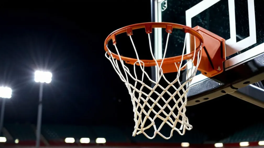 Стони Брук одержал уверенную победу над Мэном благодаря Эрику Пратту