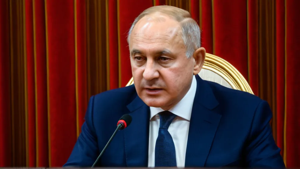 Призраки прошлого: Влияние истории на современную политику