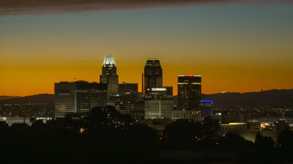 Мэр Окленда Барбара Ли: борьба с преступностью и отказ от федерального вмешательства