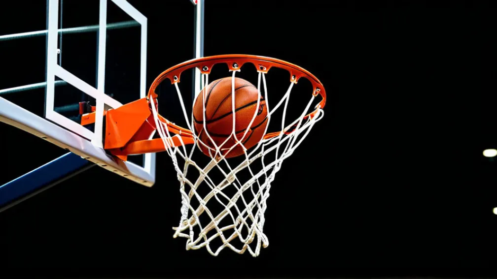 «Юта Вэлли» разгромила «Сэмфорд» в Канкуне: Холкомб набрал 21 очко