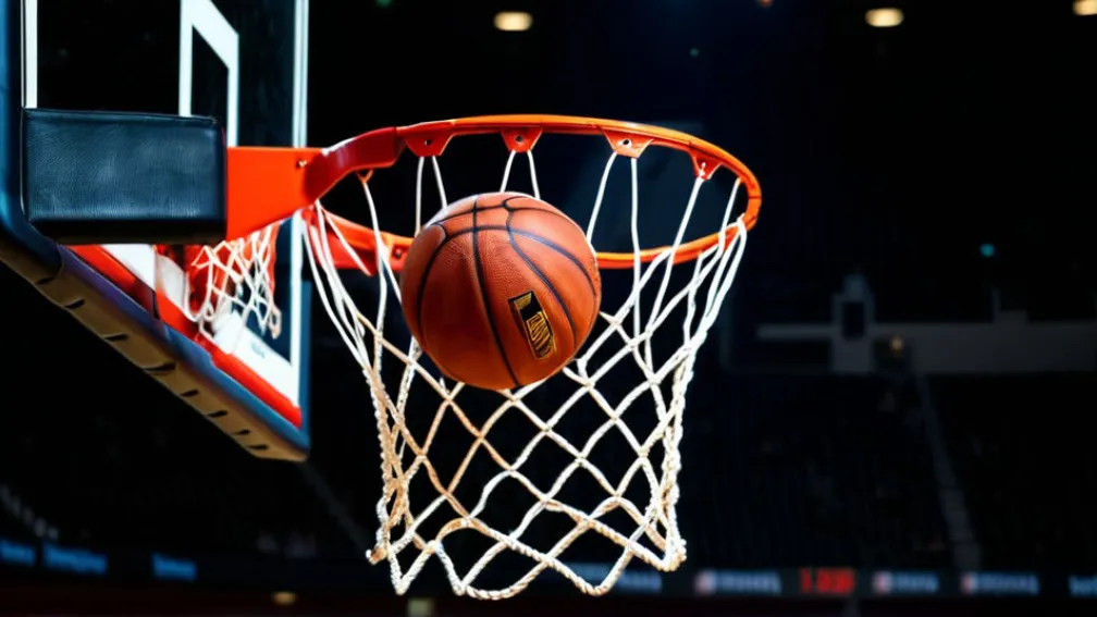 Холмс набрал 30 очков, Вудфорд одолел Восточный Кентукки со счетом 83-77 в захватывающем матче