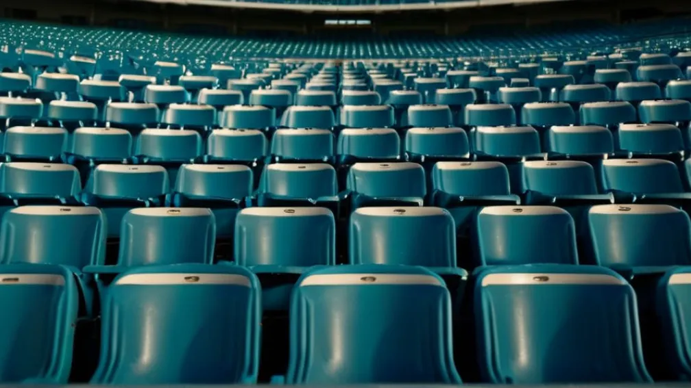 Фанаты "Янг Бойз" отстранены от матча Лиги Европы из-за беспорядков в Бирмингеме