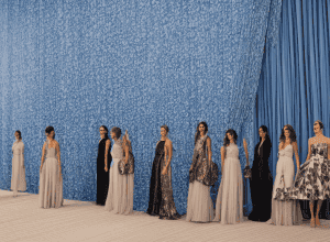 Met Gala 2025: Самые запоминающиеся образы звезд на "голубой" дорожке музея Метрополитен