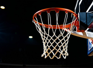 Баскетбольная победа: Кливленд Стейт одолел Рэдфорд благодаря Нессе