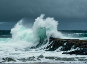 Трагедия на Канарских островах: Мощный прилив унес жизни трех человек