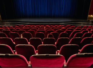 Леа Мишель возвращается на Бродвей: звезда мюзикла «Шахматы» снова на сцене Imperial Theatre