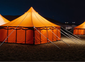 Нежность среди хаоса: история одной пары во время тайфуна "Фун-вонг" на Филиппинах