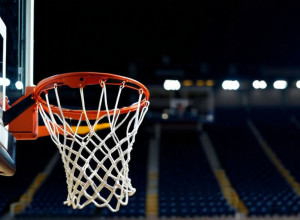 Высокая точка одерживает победу над Университетом Иллинойса в Чикаго со счетом 90-80