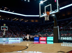 Женский баскетбол: Университет Дьюка победил Либерти со счетом 71-57