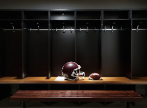 Травма Сэма ЛаПорты: Сезон для звезды "Детройт Лайонс" под угрозой после операции на спине