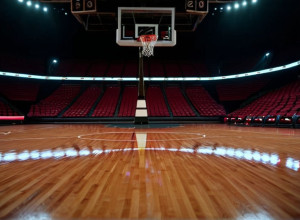 Баскетбольное противостояние: «Майами Хит» встретится с «Филадельфией 76ерс» после рекордной игры Макси