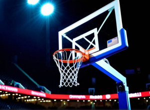 Баскетбол: «Сиракузы» устояли под натиском «Монмута» и одержали важную победу