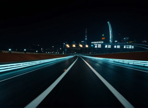 Ландо Норрис готовится к Гран-при Лас-Вегаса, удерживая лидерство в Формуле-1, в то время как определились чемпионы NASCAR и IndyCar