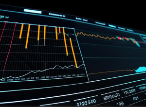 Разногласия в ФРС ставят под вопрос снижение ставок: экономика на распутье