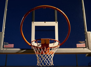 «Ховард» встретится со «Стетсоном» после яркой игры Харриса