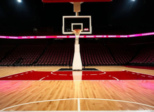 Женская команда N.C. State одержала уверенную победу над Coastal Carolina