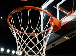 «Ричмонд» разгромил VMI со счетом 87-54