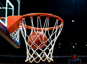 «Луисвилл» разгромил «Морхед Стейт» в баскетбольном матче