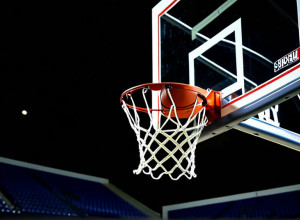 Кливленд Стэйт разгромил Уэйнсберг: Райан набрал 21 очко