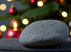 Как пережить праздничные встречи: стратегия "серого камня"