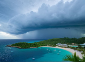 Доминикана принимает 800 новых рейсов после урагана "Мелисса", перенаправившего туристов из Ямайки