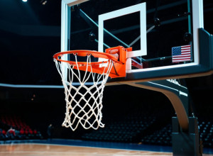 Мемфис" обыграл "Салуки" со счетом 74:58: Юлиус Тедфорд набрал 15 очков