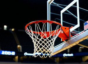 Убедительная победа Duke: Бузер набрал 35 очков и 12 подборов