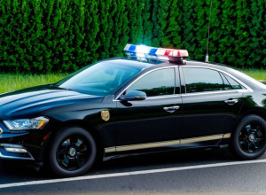 Офицер полиции в критическом состоянии после аварии во время сопровождения кортежа вице-президента США в Теннесси