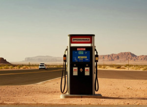Иран вводит новый уровень цен на бензин на фоне экономической напряженности