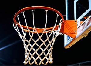 НЖИТ Принимает Фэрли Дикинсон: Фультон Ведет Хайлендерс После Впечатляющей Игры