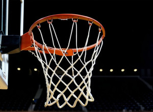 «Ламар» разгромил «Ор Леди оф зе Лейк» со счетом 90-46 благодаря 26 очкам Роба Ли-младшего