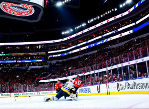 «Айлендерс» прервали беспроигрышную серию «Эвеланш», Баразал блистал на льду