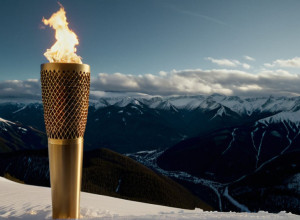 Эстафета Олимпийского огня Милан-Кортина 2026: Путешествие по Италии началось