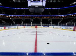 «Нэшвилл Предаторз» встретится с «Каролиной Харрикейнз» после победы в овертайме