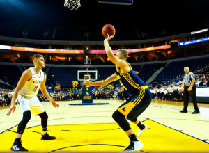 Калифорния одержала пятую победу подряд, одолев «Пасифик» в напряженном матче