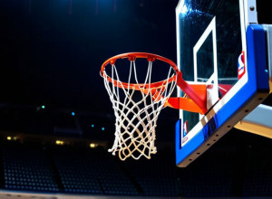 Сент-Питерс одержал убедительную победу над Ниагарой в баскетбольном матче