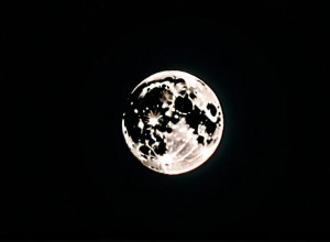 Последнее суперлуние года: как наблюдать уникальное астрономическое явление