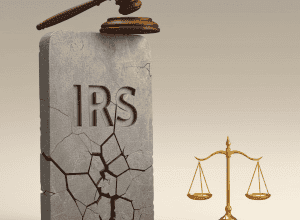 Трамп пытается подчинить IRS своей воле