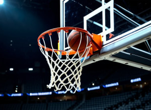 Северная Алабама одержала победу над Лейн Колледж со счетом 90-84