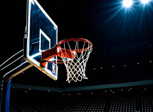 Кал Стейт Фуллертон одержал победу над Сент-Томас-Миннесота со счетом 88-80 благодаря 20 очкам Джошуа Уорда