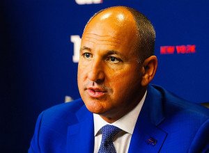 Генменеджер «Джайентс» Джо Шон защищает состав команды и свою должность