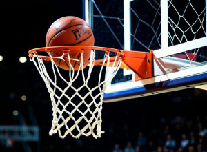 Уверенная победа Indiana State: Кэмп Вагнер лидирует с 20 очками в матче против Eureka