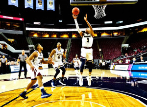 UMass уступает Toledo после выигрыша Bettiol в 25 очков