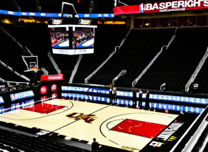 UCF визитает No. 2 Иоуа-Стаус после выступления Мохилова с 34 очками