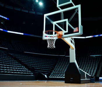 UC Irvine разгромил Lincoln (CA) со счетом 130-63 благодаря «трипл-даблу» Сарана