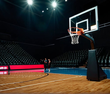 Баскетбольное противостояние: №5 UConn против №15 Florida Gators