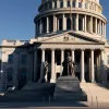 Осужденные за штурм Капитолия члены Proud Boys подали в суд на правительство США, заявляя о "политическом преследовании"