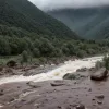 Пакистан уходит под воду: муссонные дожди унесли жизни более 70 человек
