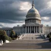 Бывший футбольный тренер поборется за место в Сенате США от Джорджии при поддержке губернатора, но без благословения Трампа